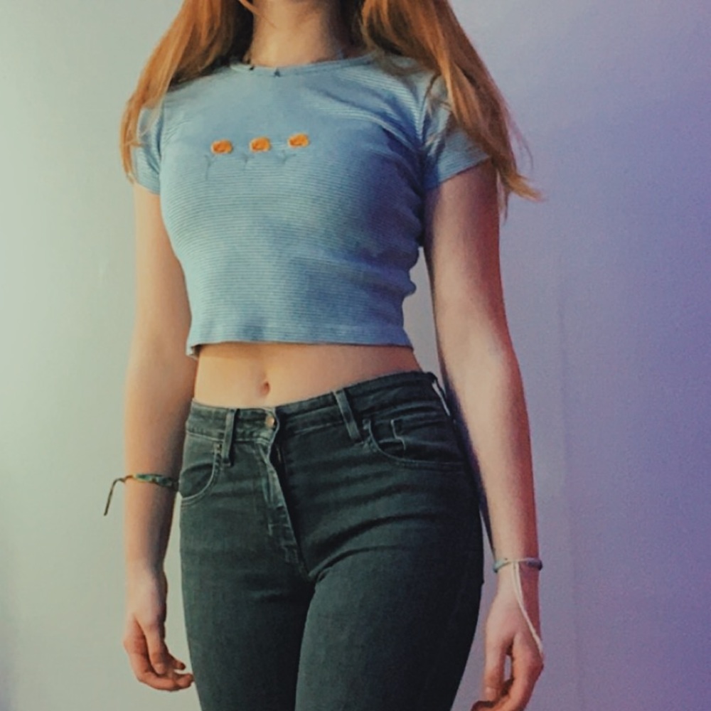 rare brandy melville flower tee